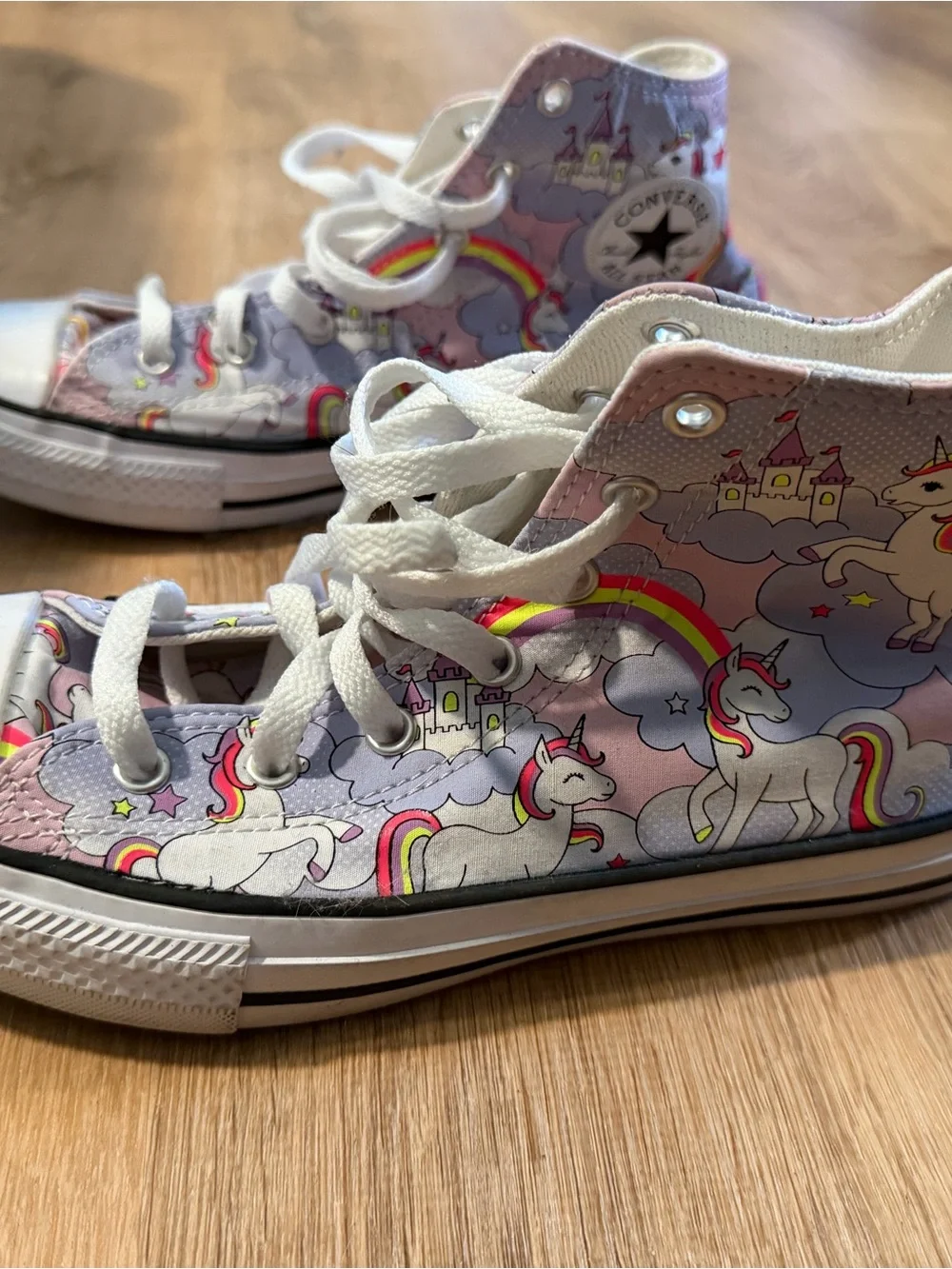 Converse Chuck Taylor High Tops Unicorn Rainbow Print | Youth 5.5 (Womens 7)